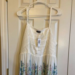 Torrid sleeveless top new with tags